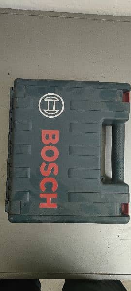 100% new and genuine Bosch drill machine 2