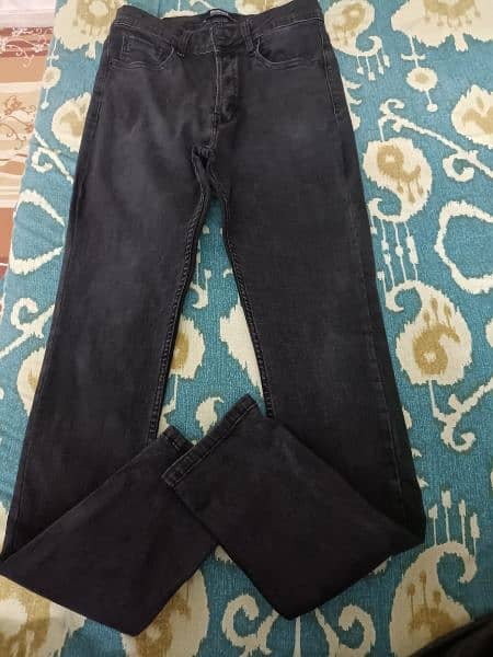 Black color outfitters pant 1