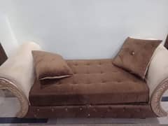 l shaped sofa,couch ,center table , 10/ 9 condition . 0