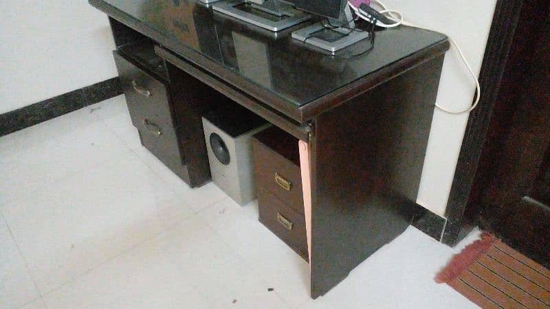 Wooden Computer/Study Table for sell 1