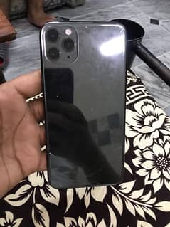 Iphone 11 pro max 256 gb Non Pta waterpack only back crack 10 by 9