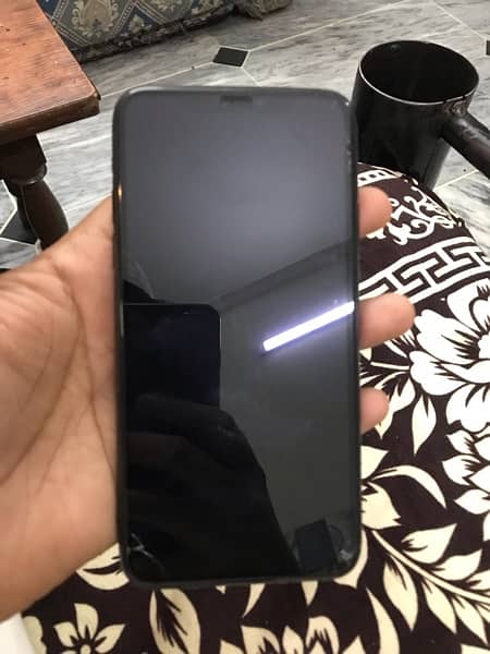 Iphone 11 pro max 256 gb Non Pta waterpack only back crack 10 by 9 1
