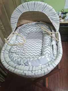 Brand new Baby Bassinet for Sale 0