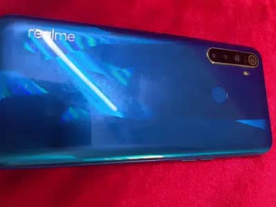 Realme 5 with box and charger 2