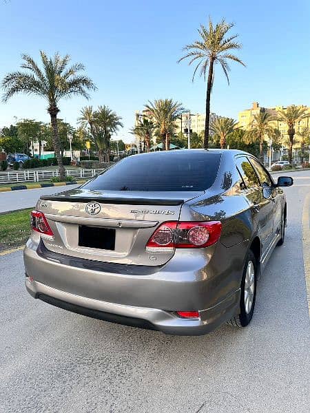 Toyota Corolla Altis in Excellent condition 2
