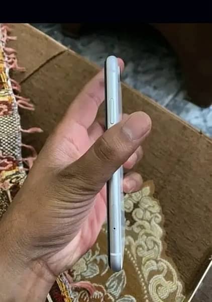 iPhone XR factory unlock 64 gb 10/10 condition 0312 2050504 what’s app 3