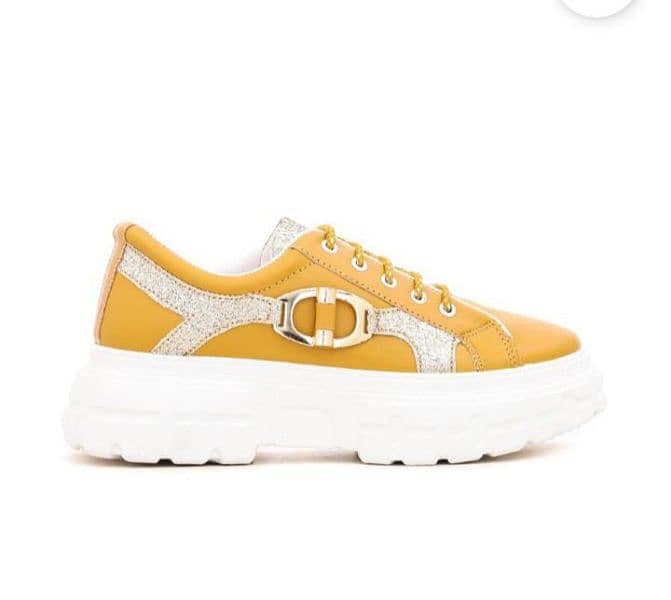 mustard casual shoes 6 num 2