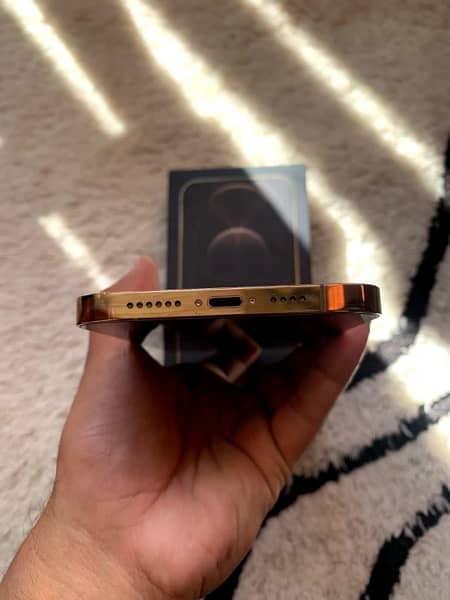 iphone 12 pro max 128GB pta approved with box all okay 4