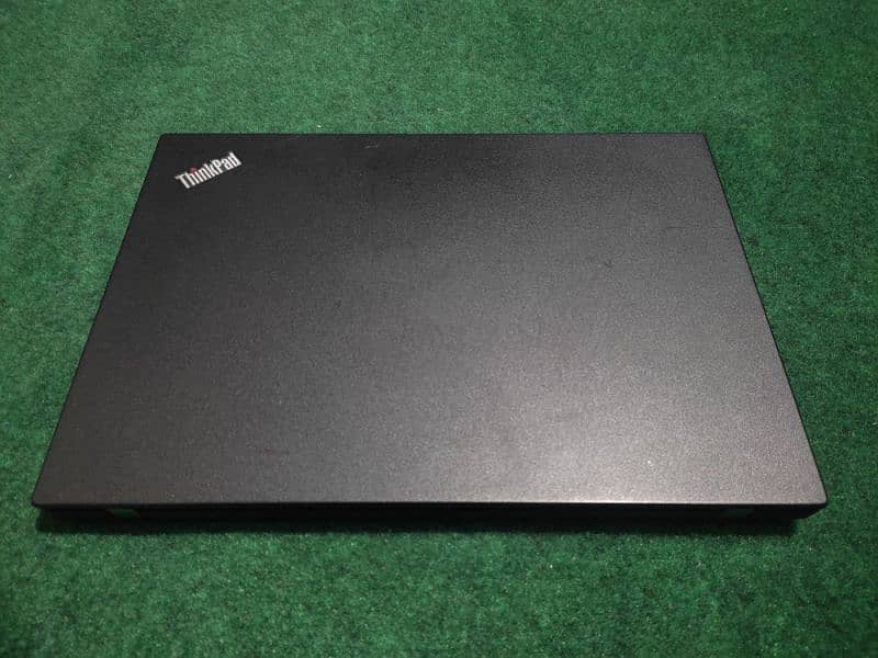 Lenovo Core i5 8th Gen (8 CPUs) 12GB 256GB NVMe 5 Hours Battery 1080p 2