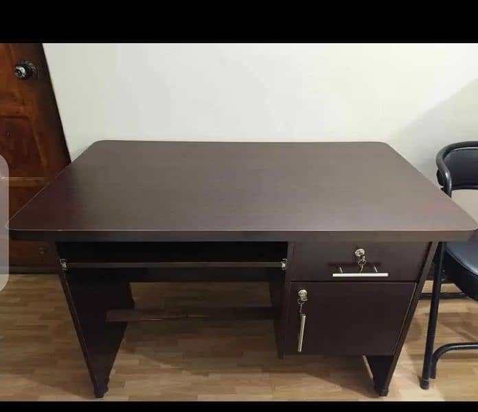 Computer Table with good condition 1