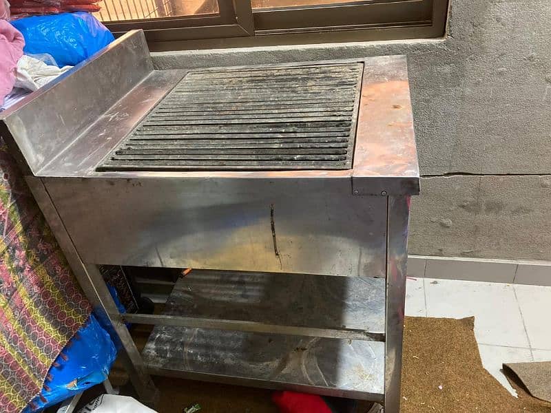 grill Machine 10/10 condition ready to use 1