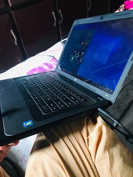 HP 2000 Notebook PC 7