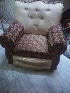 New condition 6 seater sofa