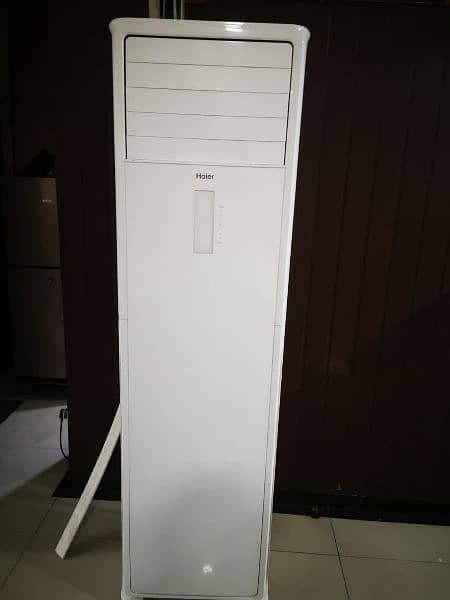 Haier 2 ton heat and cool Ac 10 by 10 condition 3