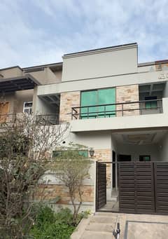 Spacious House Is Available For rent In Ideal Location Of Citi Housing - Phase 2 0