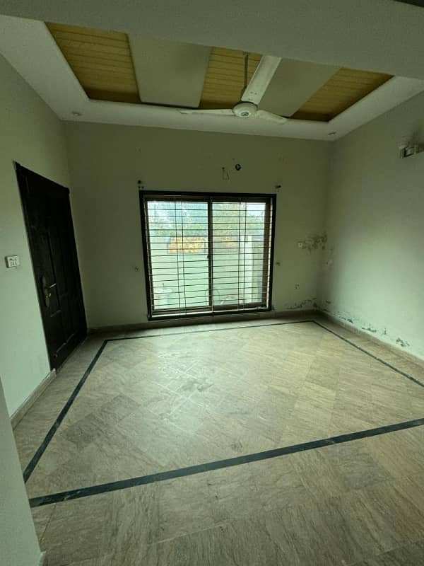 Spacious House Is Available For rent In Ideal Location Of Citi Housing - Phase 2 2