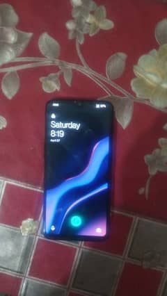 One Plus 6T 8 gb ram 128 with charger  back crack hai no repair no