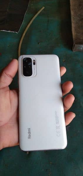 Redmi note 10 . . . . . 6/128. . . 3