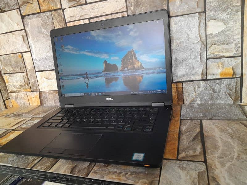 Dell laptop latitude 5480 Core i5 6th generation 3
