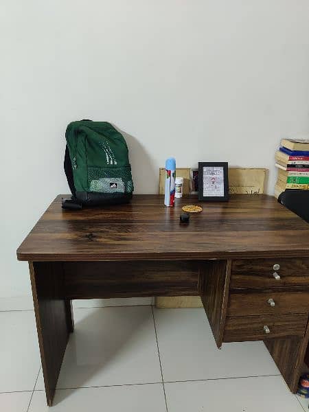 Selling my Study/Computer/Office table 1