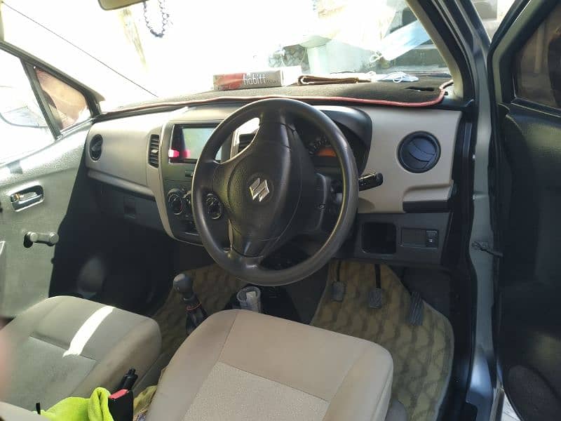 Suzuki Wagon R 2015 7