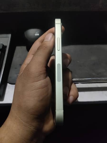 iPhone 12 mini condition 10 by 10 battery health 84 2