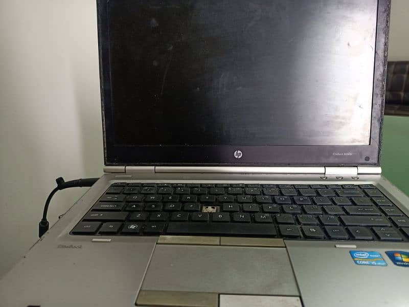 HP Laptop i3 Fully original. 500 hard disk ,4 GB , fully running 1