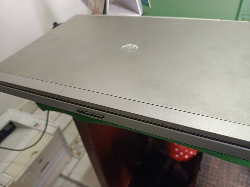 HP Laptop i3 Fully original. 500 hard disk ,4 GB , fully running 3