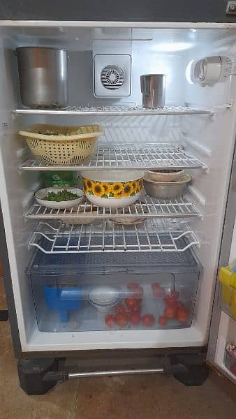 gree refrigerator 3