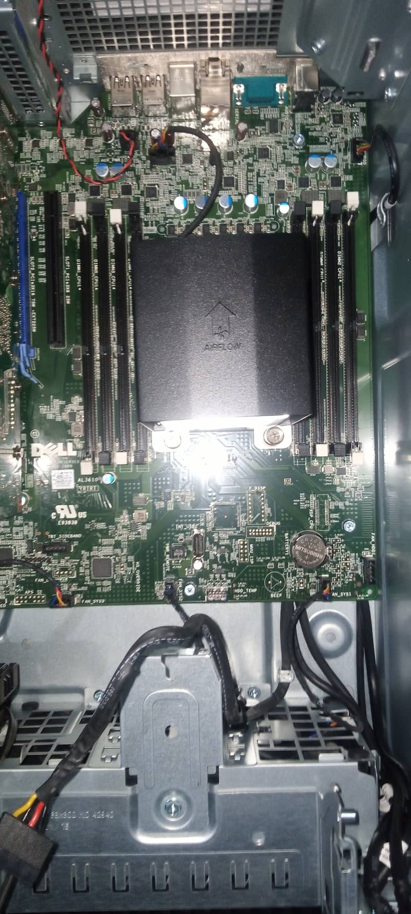 Dell T5810 / E5 2680 V3 (12 Cores & 2th Threads) / 32GB Ram / 500GB 4