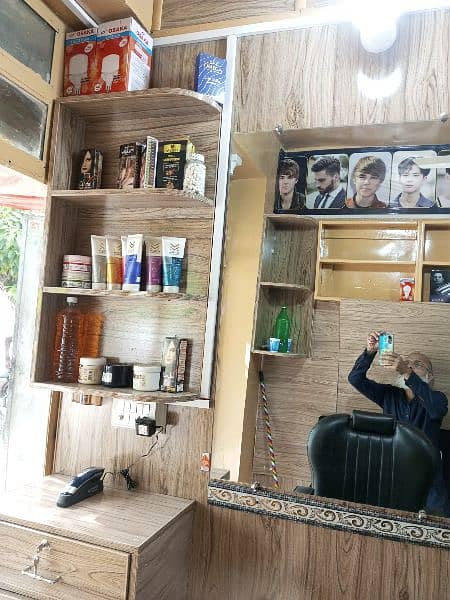Salon / Barber Shop for rent (Read Description) 8