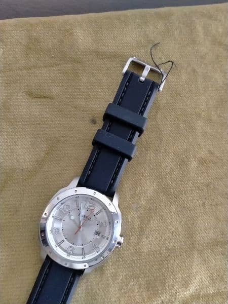 Fossil watch am 4247 set 250907 billkol new sir eak bar used ki hai 2