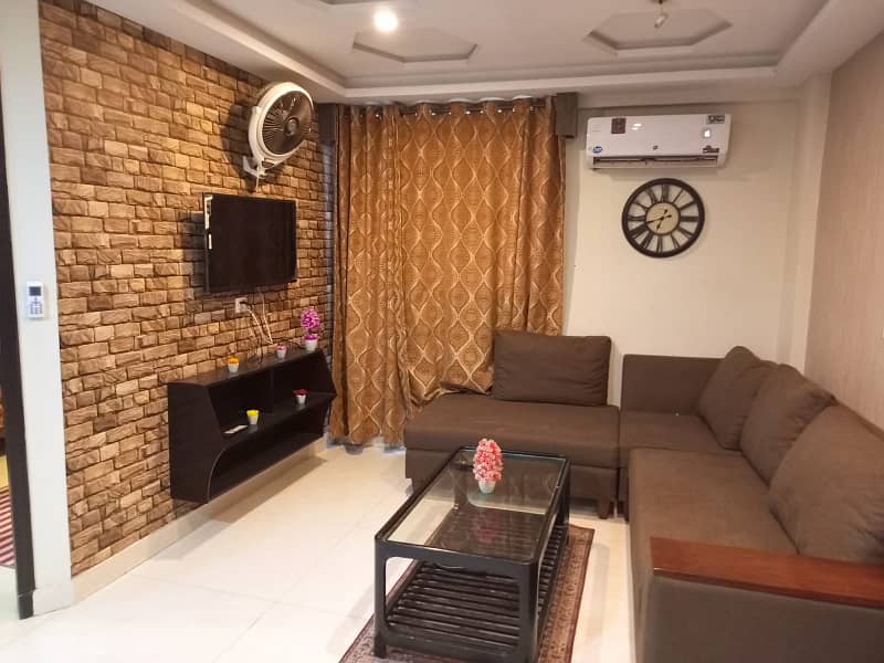 One bedroom VIP apartment for rent on daily basis in bahria town 3