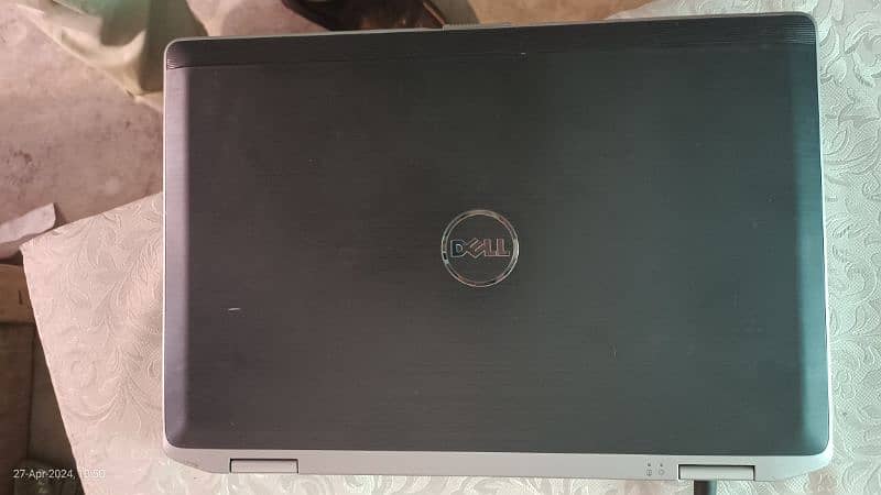 laptop Dell 11