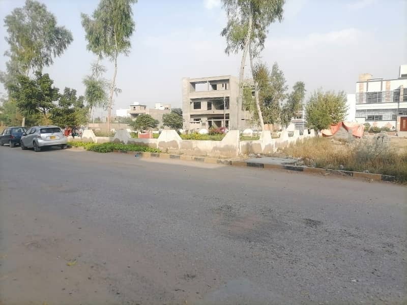 400 Square Yards Residential Plot Is Available For Sale In Sachal Sarmast Society 3