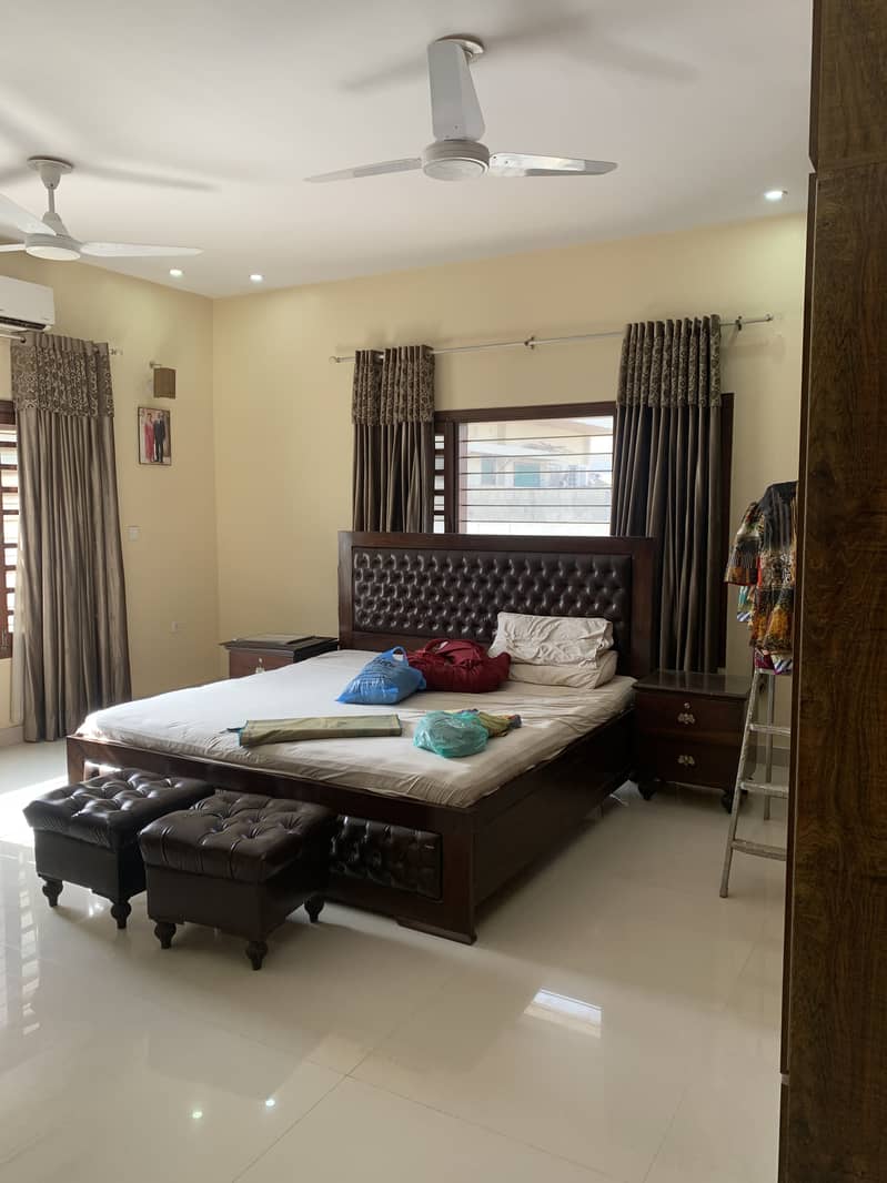 3 BED DD APARTMENT AVAILABLE ON MAIN JINNAH AVENUE 1