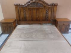 sheeshum ( TALI) wood beautiful king size bed for sale