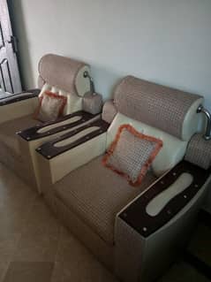 5 seater sofa, with cushion 0