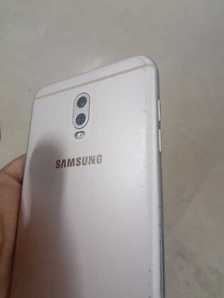 Samsung C8 6