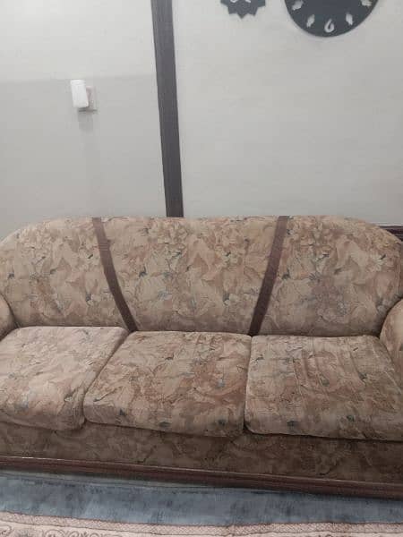 6 seater sofa set urgent selling 2