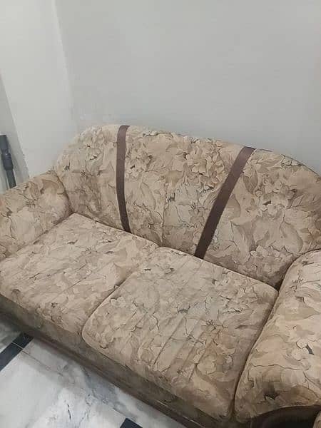6 seater sofa set urgent selling 5