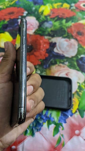 urgent for sell this phone 6