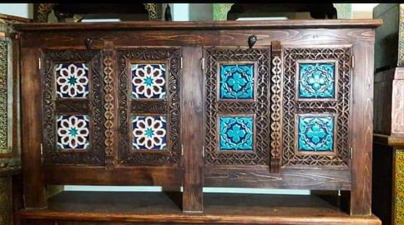 console table in pure old solid wood and hand carved 1