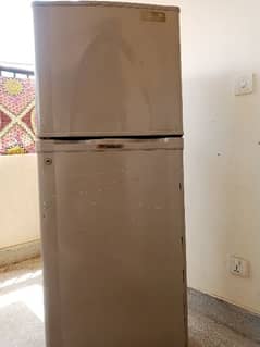 Dawlanc Refrigerator Model 9144