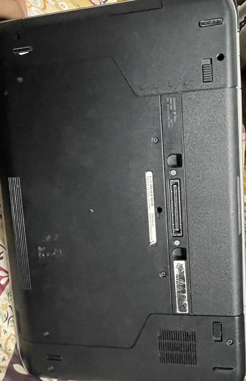 Dell laptop core i3 2nd gen 4