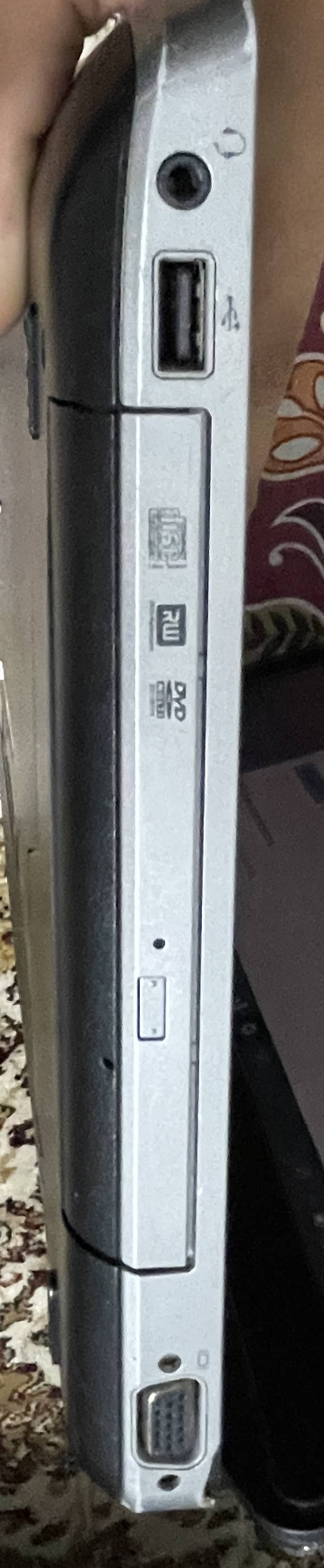 Dell laptop core i3 2nd gen 5