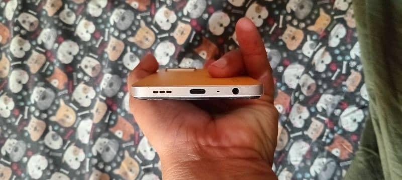 Oppo f21 like a zero ful box one hand use 6