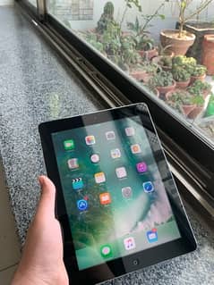 iPad 4 16gb 0