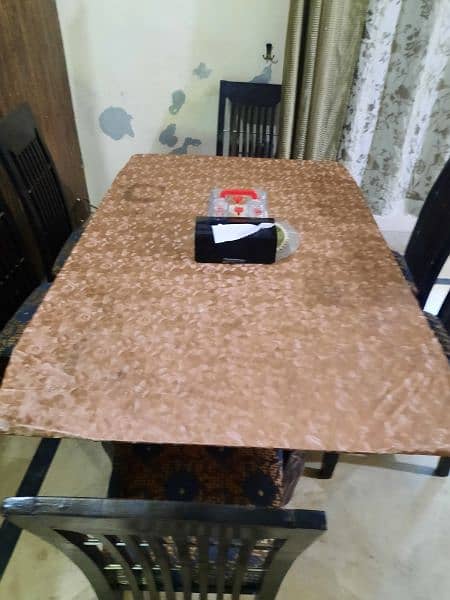 Dining table for Sale 1