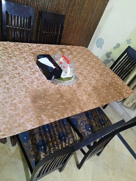 Dining table for Sale 5